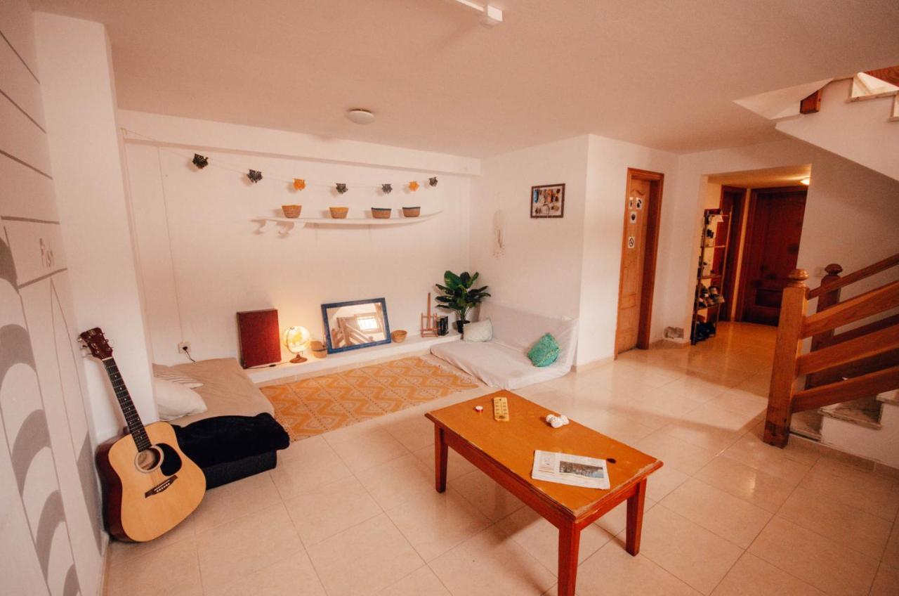 International Surf Camp Only Surf Hostel Corralejo Kültér fotó