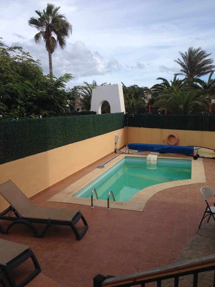 International Surf Camp Only Surf Hostel Corralejo Kültér fotó